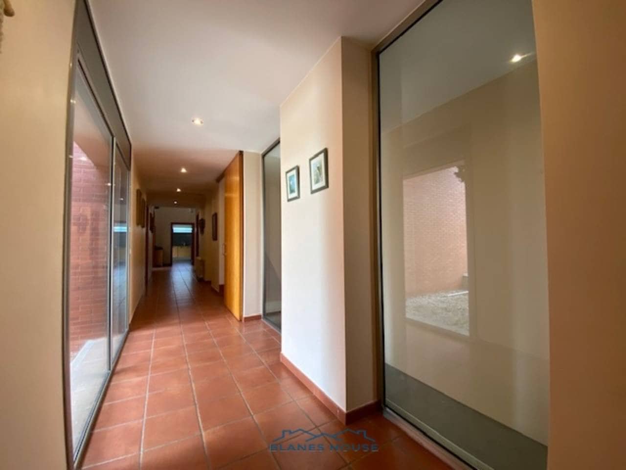 5 soveværelse Villa til salg i Cassa de la Selva med swimmingpool garage - € 1.250.000 (Ref: 7553370)