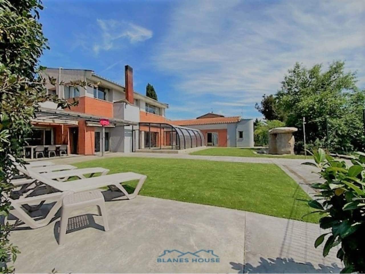 5 soveværelse Villa til salg i Cassa de la Selva med swimmingpool garage - € 1.250.000 (Ref: 7553370)