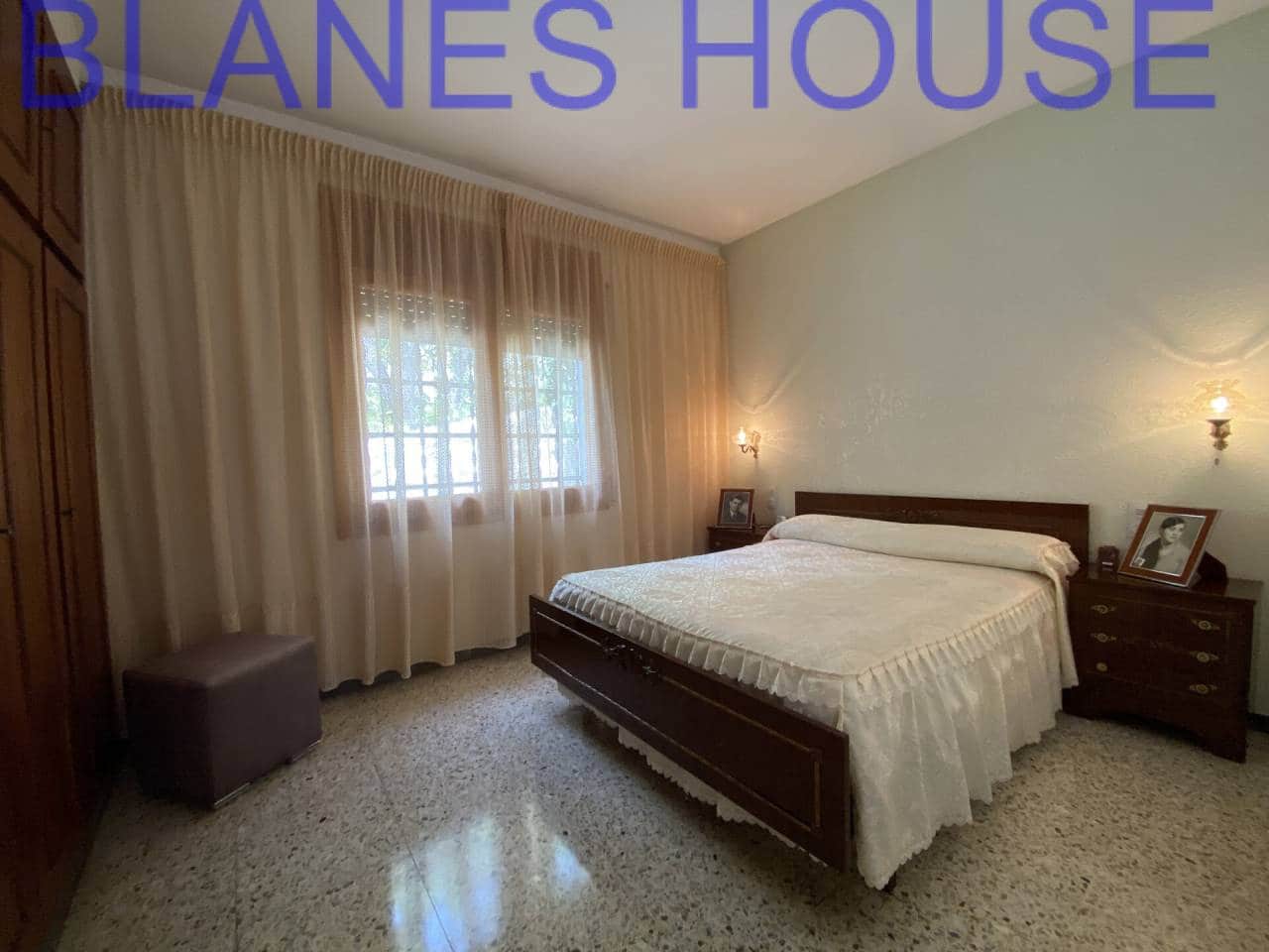 6 soveværelse Villa til salg i Macanet de la Selva med swimmingpool garage - € 299.000 (Ref: 7639337)