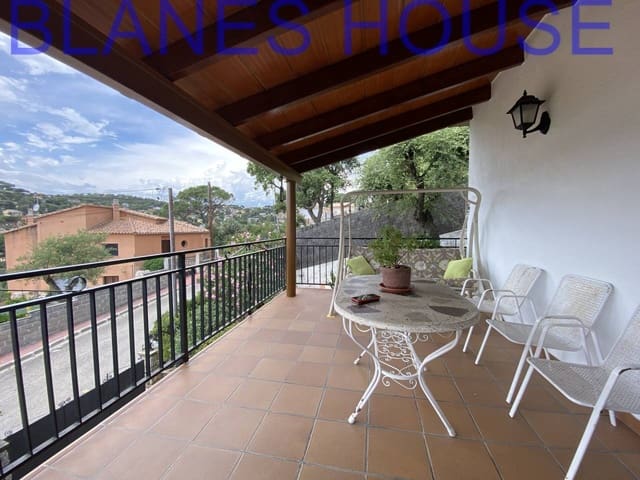 Chalet de 6 habitaciones en Maçanet de la Selva en venta con piscina garaje - 299.000 € (Ref: 7639337)