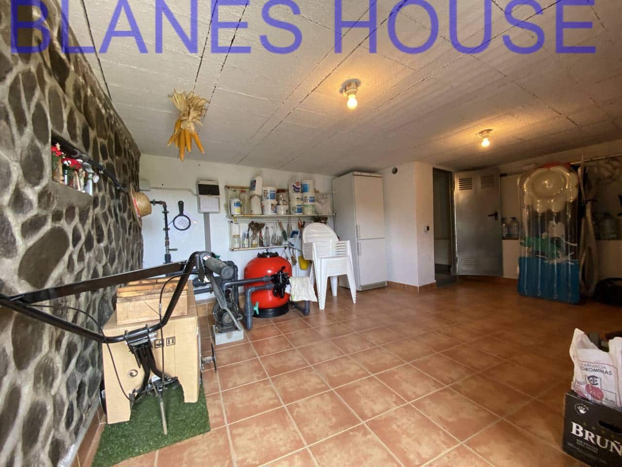 6 soveværelse Villa til salg i Macanet de la Selva med swimmingpool garage - € 299.000 (Ref: 7639337)