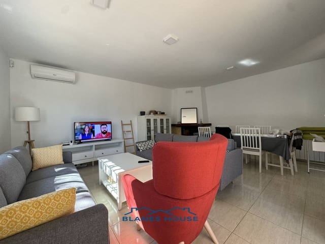 Chalet de 4 habitaciones en Maçanet de la Selva en venta con piscina garaje - 340.000 € (Ref: 8559344)