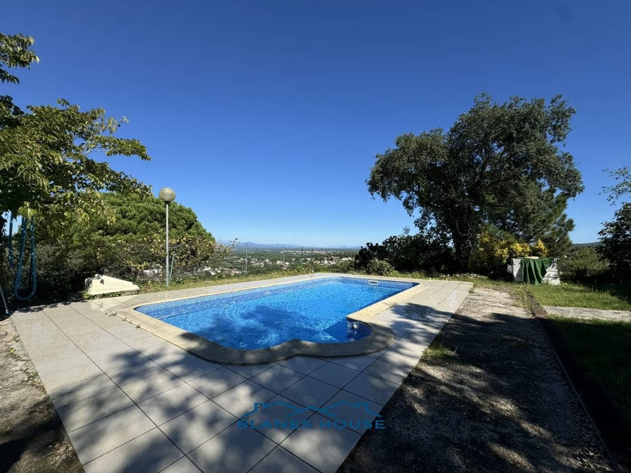 4 soveværelse Villa til salg i Macanet de la Selva med swimmingpool garage - € 340.000 (Ref: 8559344)