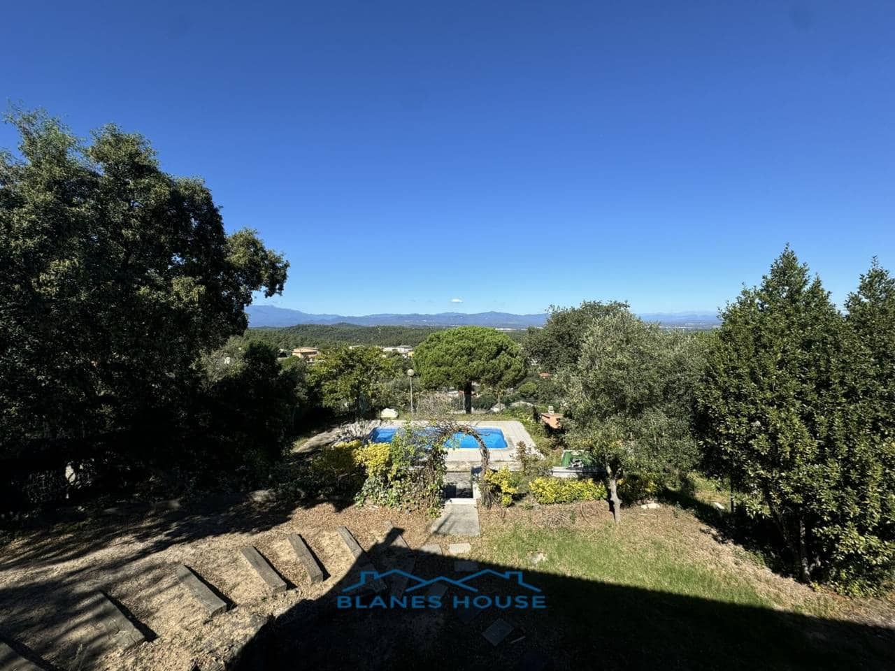 4 soveværelse Villa til salg i Macanet de la Selva med swimmingpool garage - € 340.000 (Ref: 8559344)