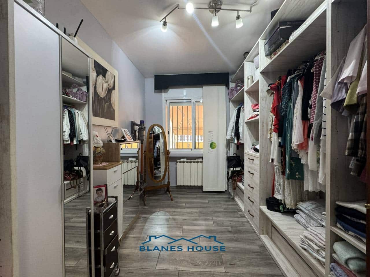 4 makuuhuone Huvila myytävänä paikassa Macanet de la Selva mukana 
autotalli - 269 000 € (Ref: 8601053)