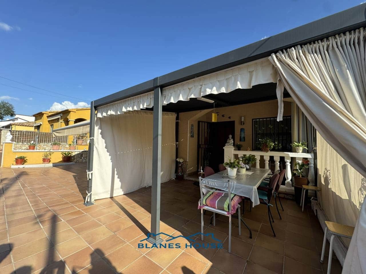 4 makuuhuone Huvila myytävänä paikassa Macanet de la Selva mukana 
autotalli - 269 000 € (Ref: 8601053)