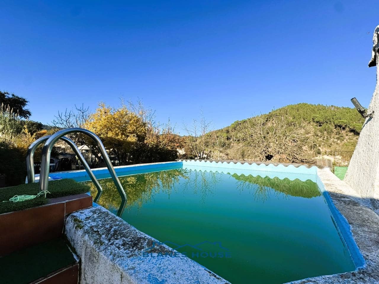 4 soveværelse Villa til salg i Massanes med swimmingpool garage - € 170.000 (Ref: 8669566)