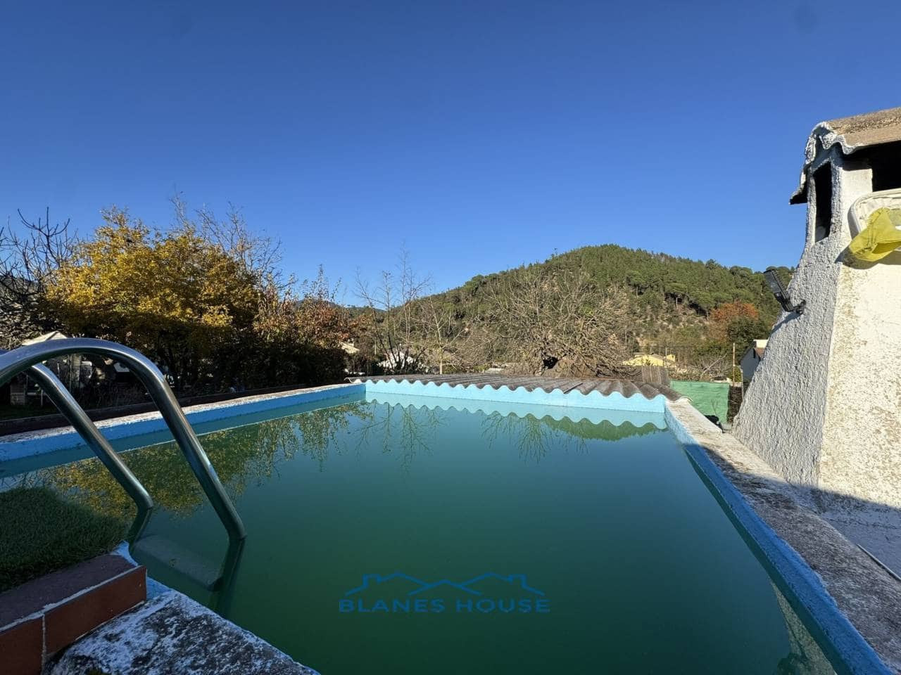 4 soveværelse Villa til salg i Massanes med swimmingpool garage - € 170.000 (Ref: 8669566)