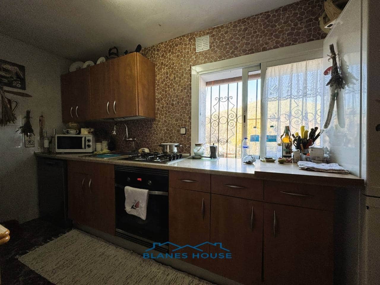 4 soveværelse Villa til salg i Massanes med swimmingpool garage - € 170.000 (Ref: 8669566)