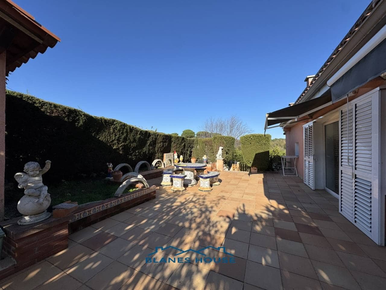 6 Zimmer Villa zu verkaufen in Caldes de Malavella mit Pool Garage - 418.000 € (Ref: 8681902)