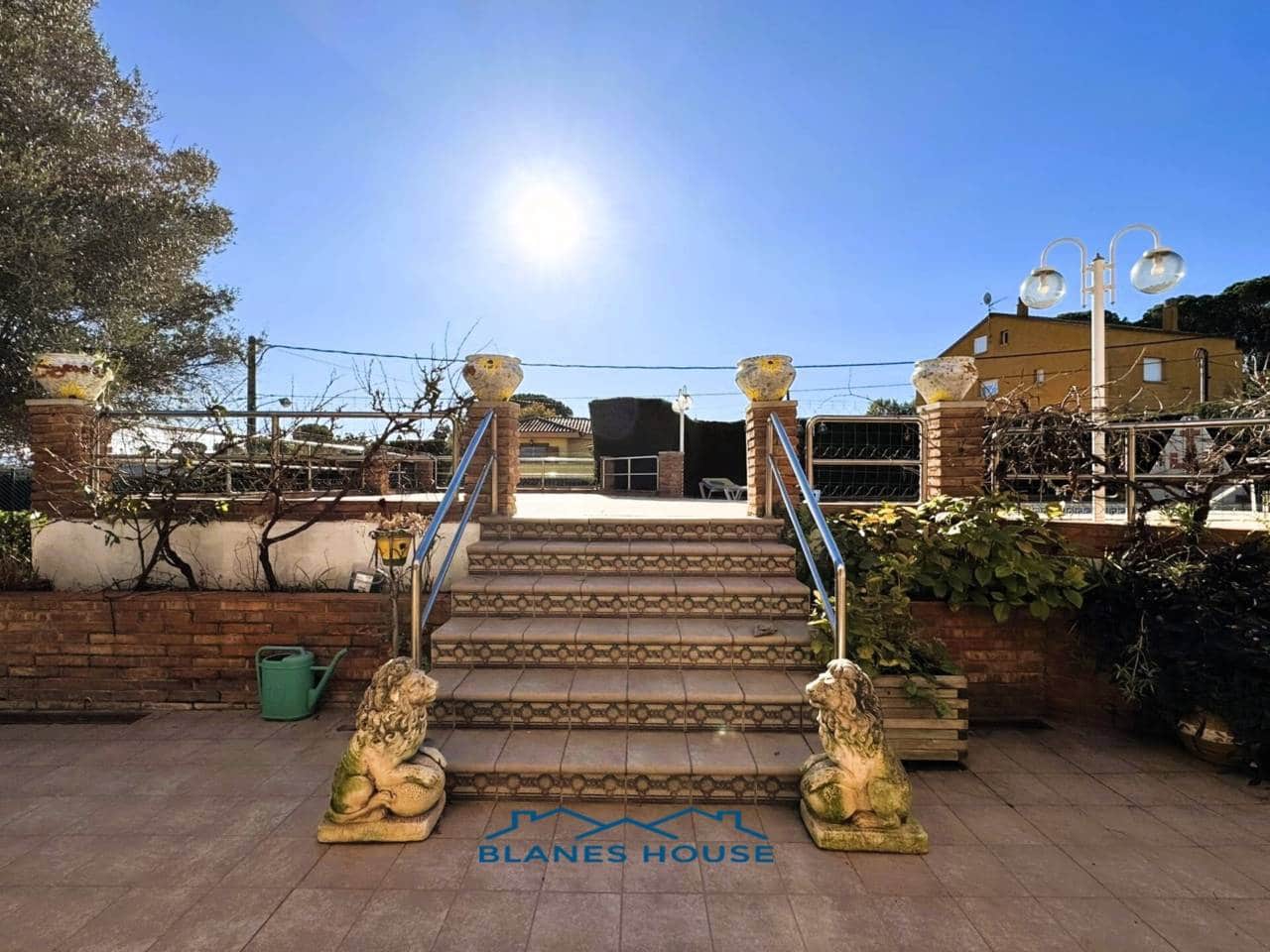 6 Zimmer Villa zu verkaufen in Caldes de Malavella mit Pool Garage - 418.000 € (Ref: 8681902)