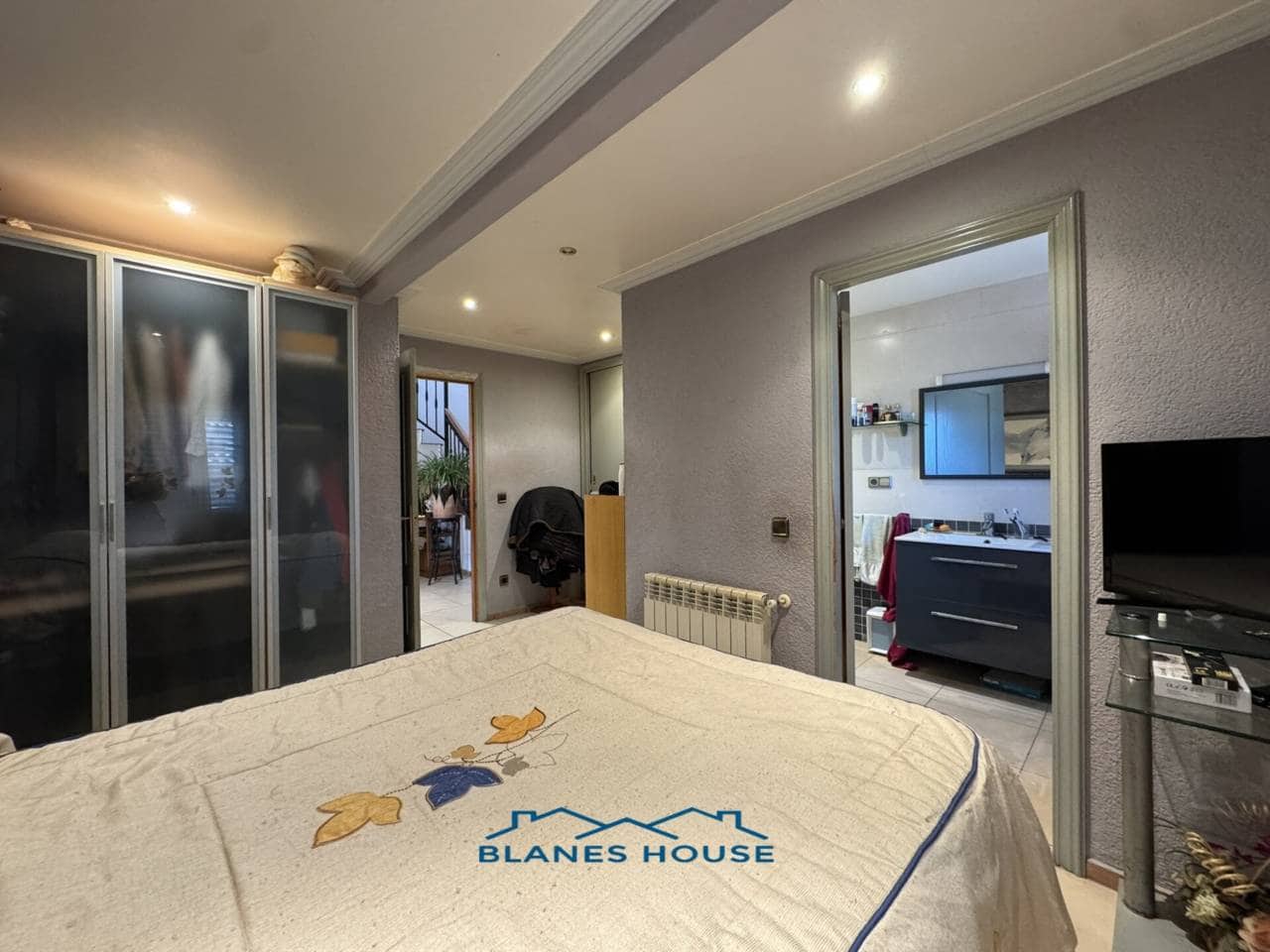 6 Zimmer Villa zu verkaufen in Caldes de Malavella mit Pool Garage - 418.000 € (Ref: 8681902)