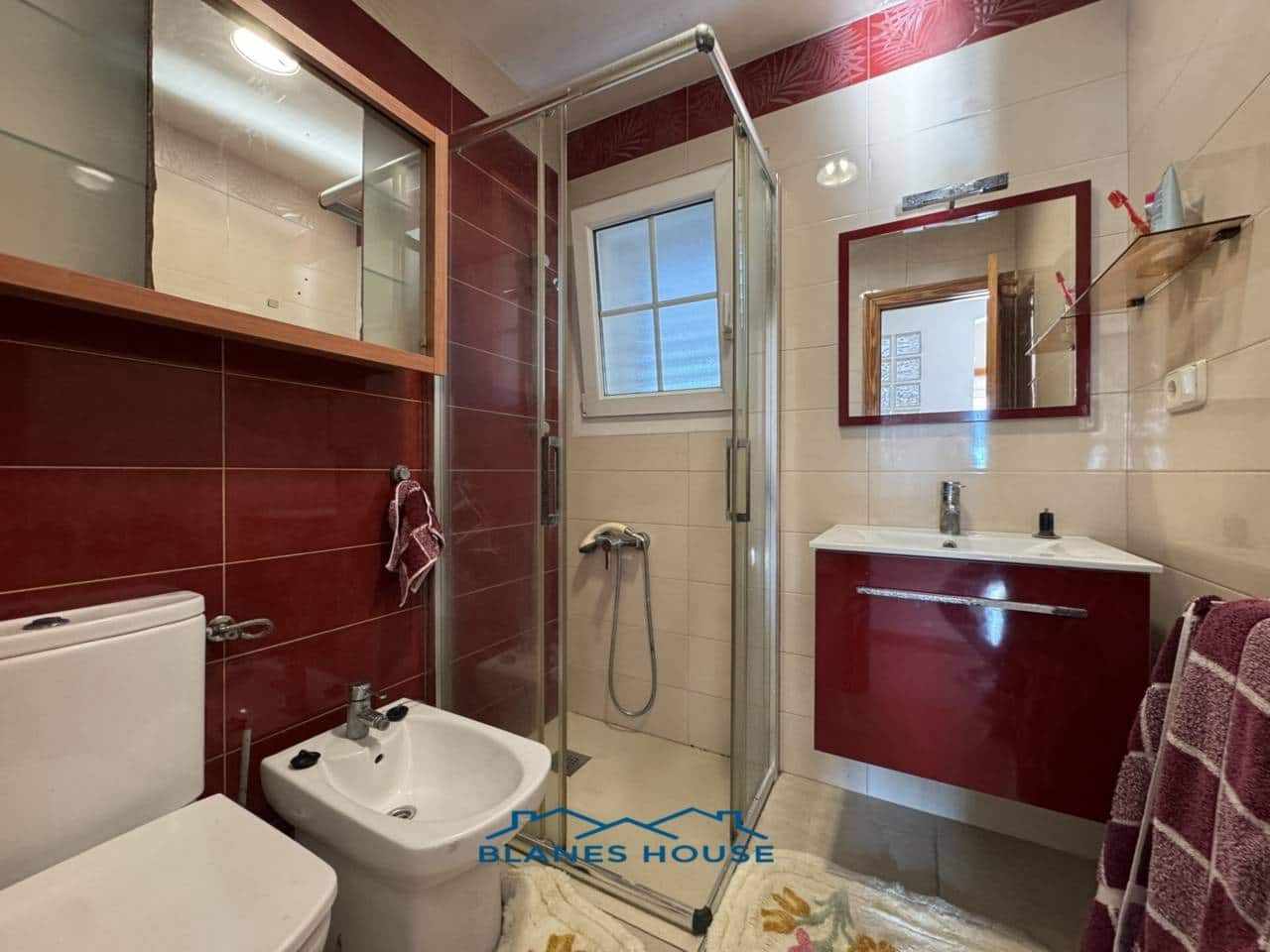 6 Zimmer Villa zu verkaufen in Caldes de Malavella mit Pool Garage - 418.000 € (Ref: 8681902)