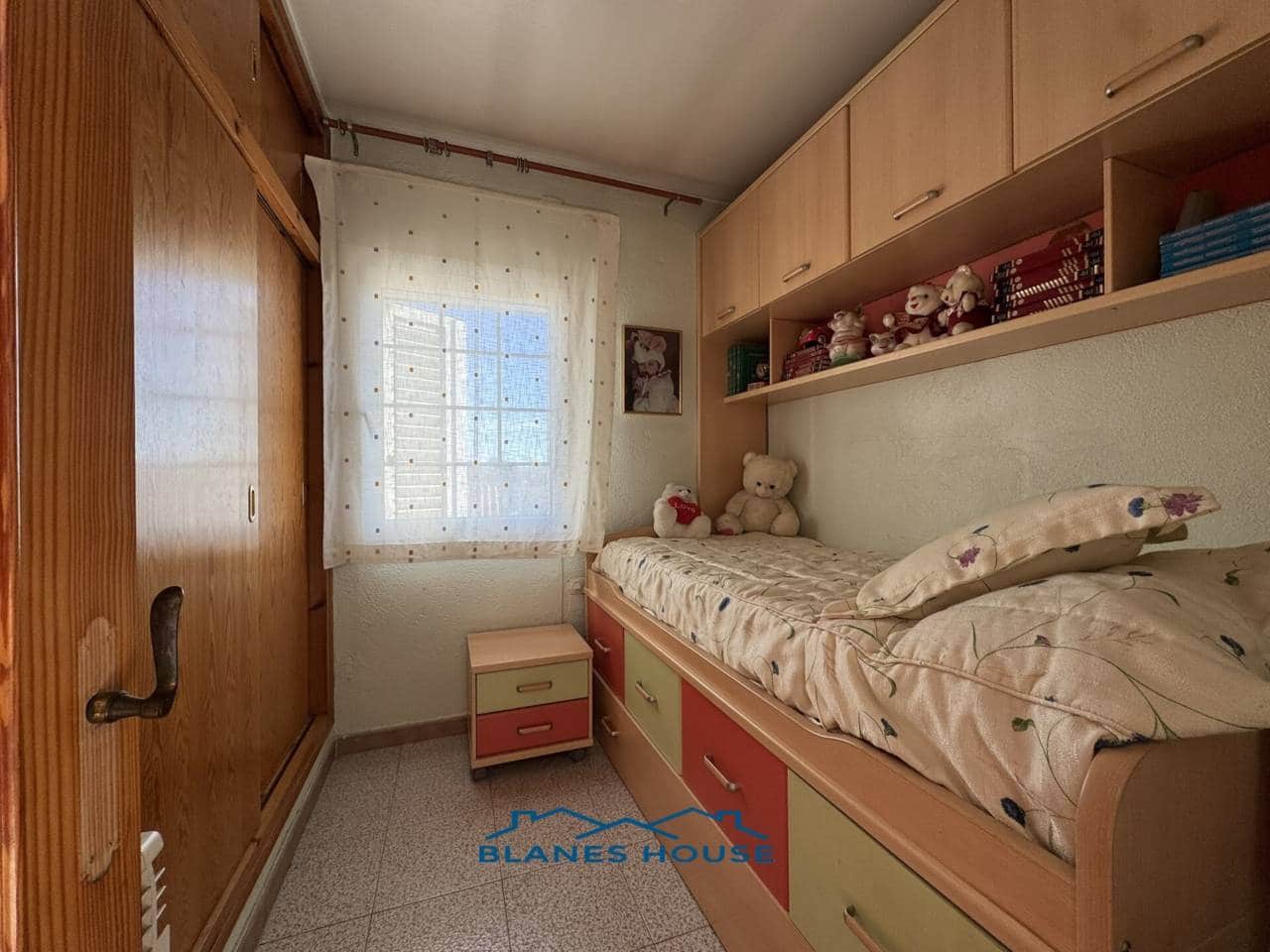 6 Zimmer Villa zu verkaufen in Caldes de Malavella mit Pool Garage - 418.000 € (Ref: 8681902)