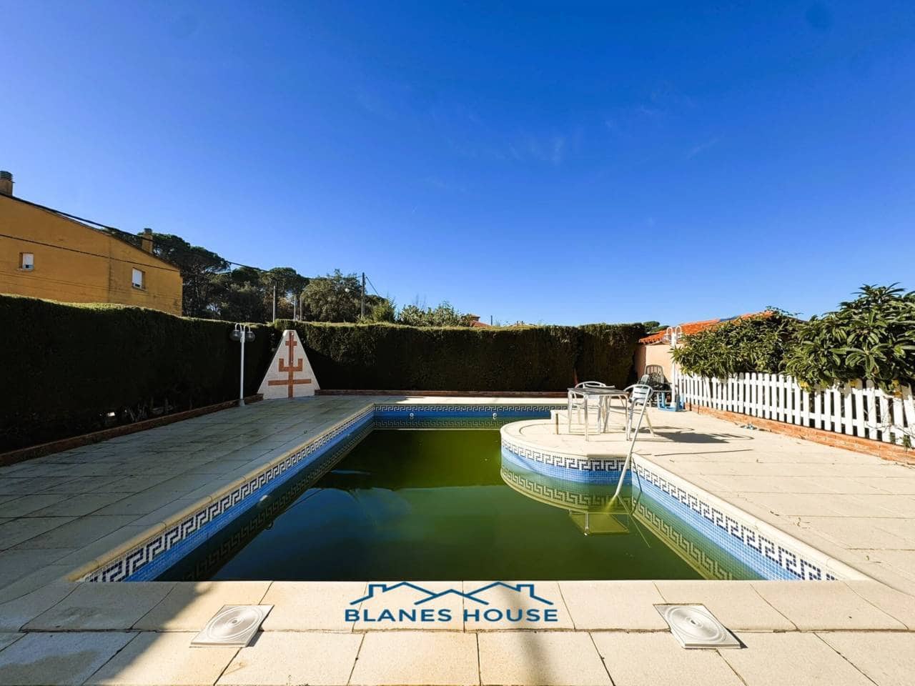 6 Zimmer Villa zu verkaufen in Caldes de Malavella mit Pool Garage - 418.000 € (Ref: 8681902)