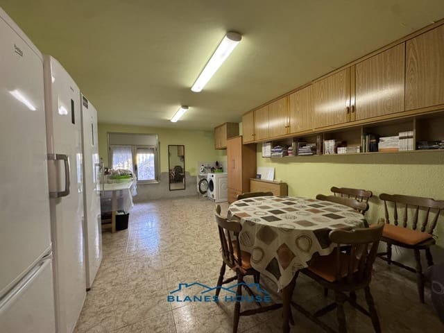 Chalet de 6 habitaciones en Maçanet de la Selva en venta con garaje - 399.000 € (Ref: 8728954)