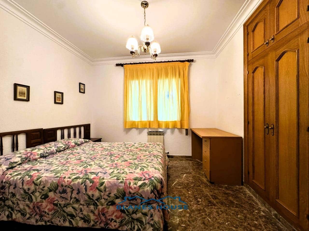 9 soveværelse Finca/Landehus til salg i Sant Feliu de Buixalleu med swimmingpool garage - € 1.250.000 (Ref: 8757232)