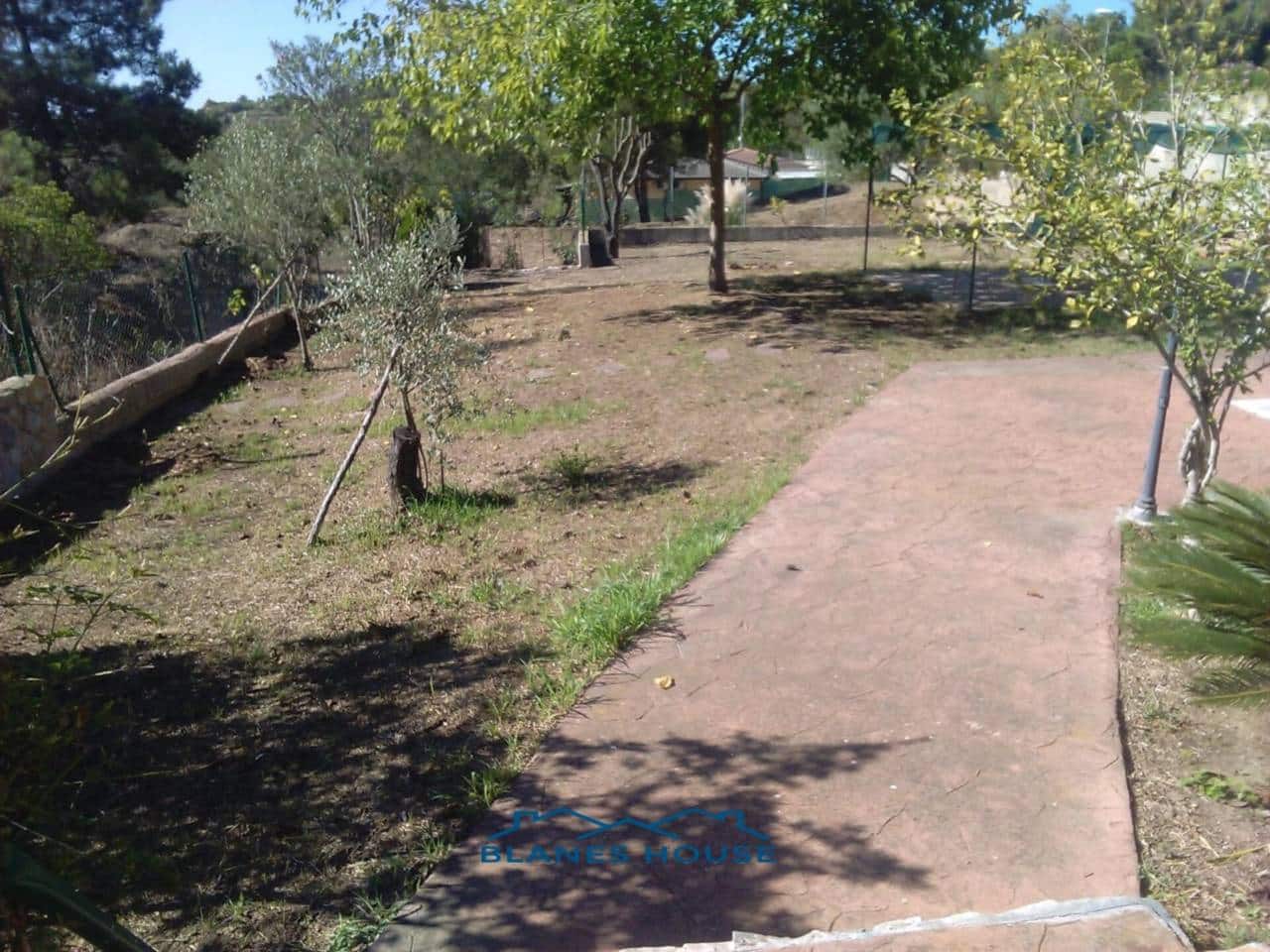 5 sypialnia Willa na sprzedaż w Lloret de Mar z basenem garażem - 410 000 € (Ref: 8826823)