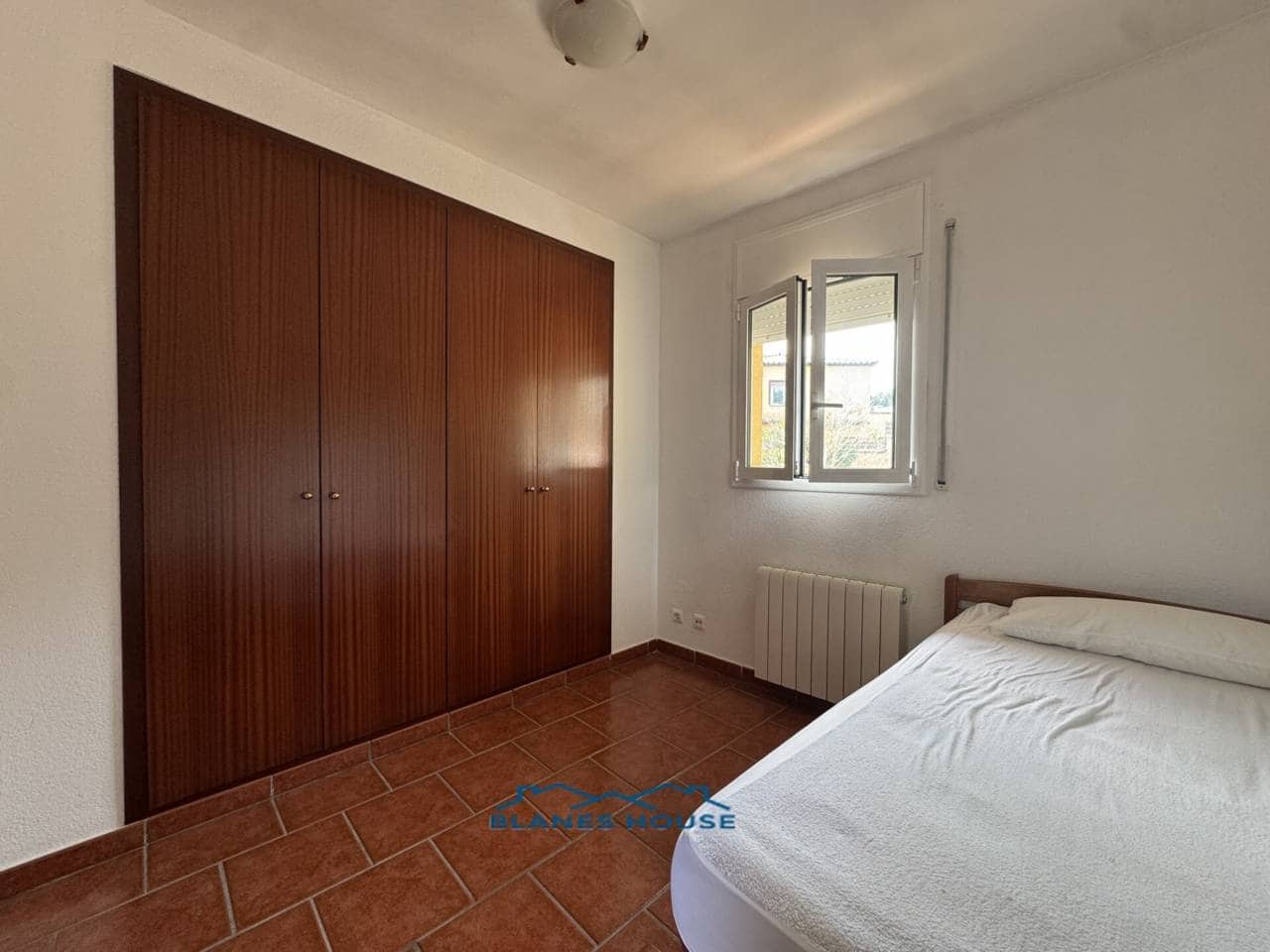 5 sypialnia Willa na sprzedaż w Lloret de Mar z basenem garażem - 410 000 € (Ref: 8826823)