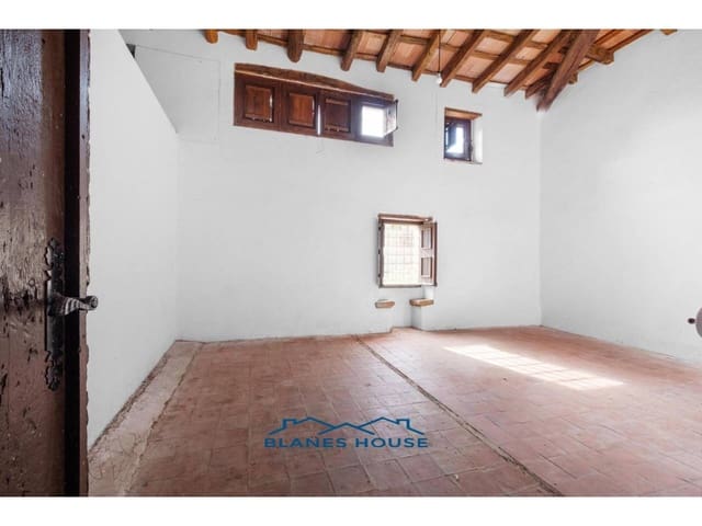 15 bedroom Finca/Country House for sale in Fogars de la Selva with garage - € 1,300,000 (Ref: 8848706)