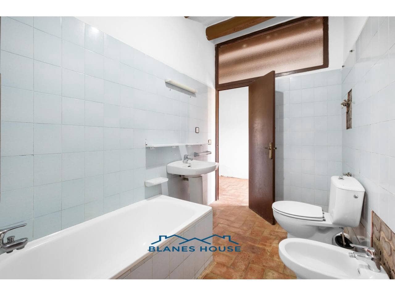 15 bedroom Finca/Country House for sale in Fogars de la Selva with garage - € 1,300,000 (Ref: 8848706)