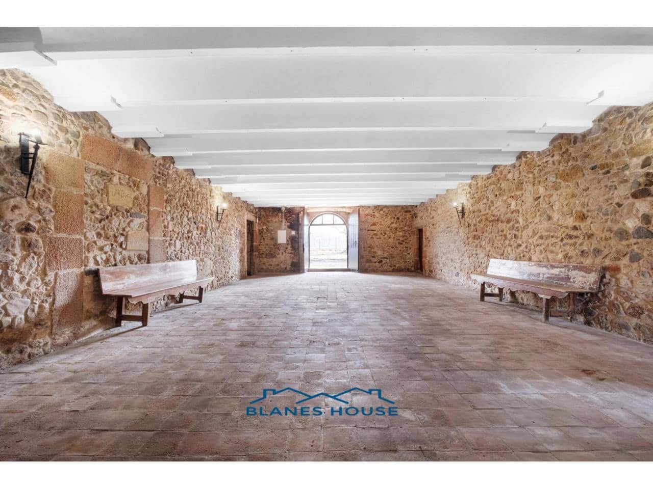 15 bedroom Finca/Country House for sale in Fogars de la Selva with garage - € 1,300,000 (Ref: 8848706)