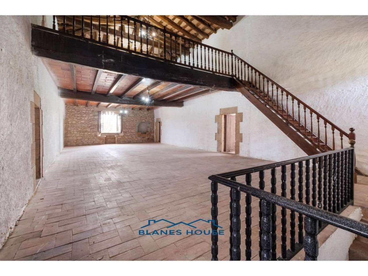 15 bedroom Finca/Country House for sale in Fogars de la Selva with garage - € 1,300,000 (Ref: 8848706)