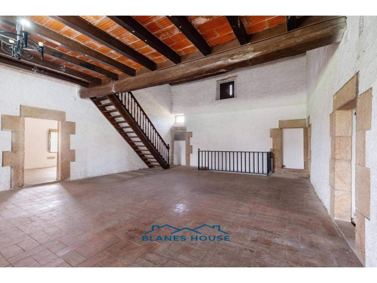 15 bedroom Finca/Country House for sale in Fogars de la Selva with garage - € 1,300,000 (Ref: 8848706)