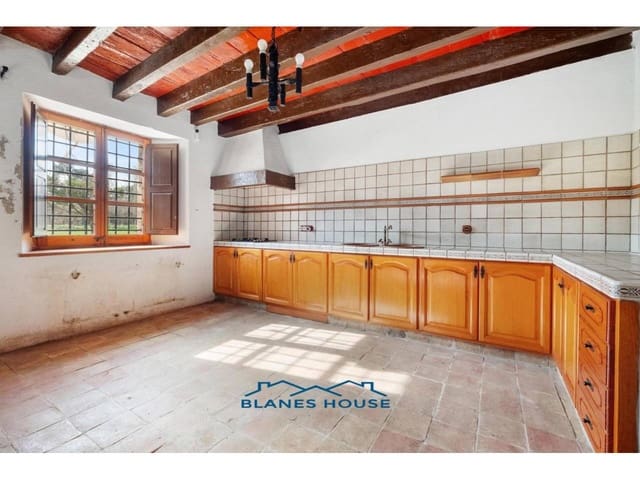 15 bedroom Finca/Country House for sale in Fogars de la Selva with garage - € 1,300,000 (Ref: 8848706)