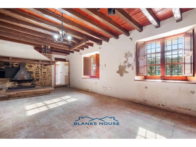 15 bedroom Finca/Country House for sale in Fogars de la Selva with garage - € 1,300,000 (Ref: 8848706)
