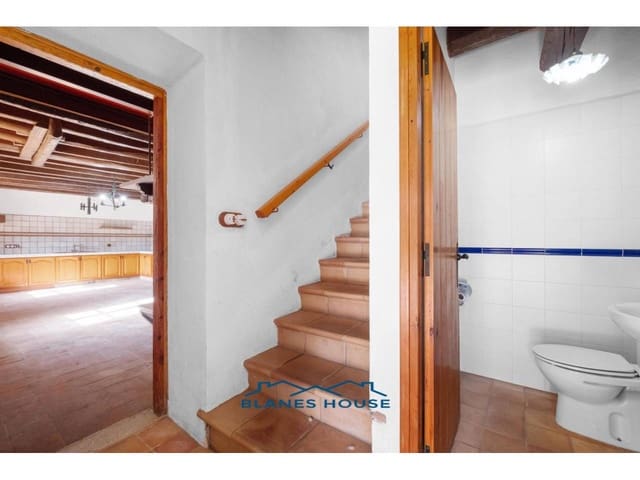 15 bedroom Finca/Country House for sale in Fogars de la Selva with garage - € 1,300,000 (Ref: 8848706)