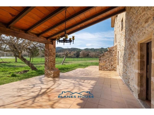 15 bedroom Finca/Country House for sale in Fogars de la Selva with garage - € 1,300,000 (Ref: 8848706)