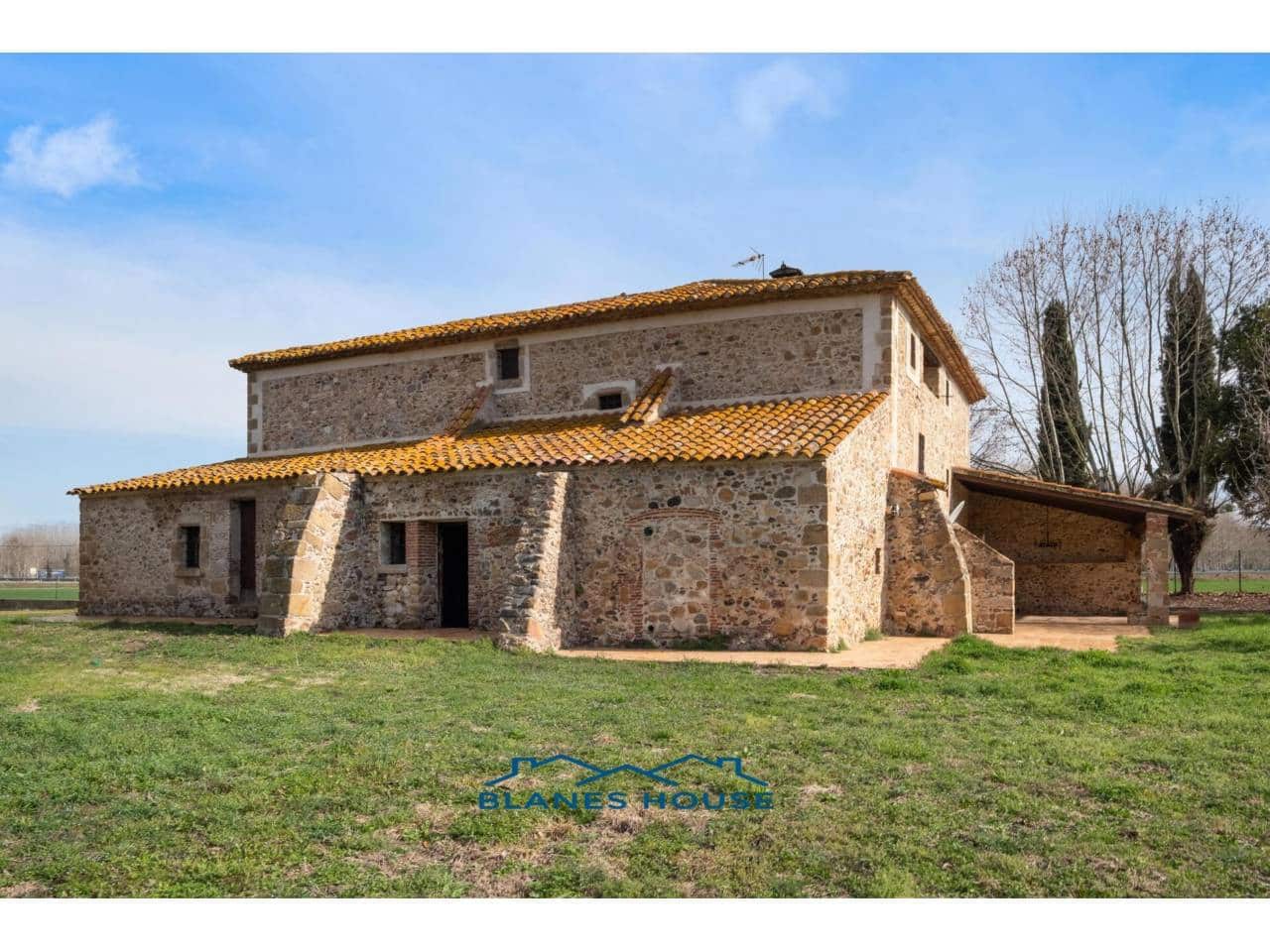 15 bedroom Finca/Country House for sale in Fogars de la Selva with garage - € 1,300,000 (Ref: 8848706)