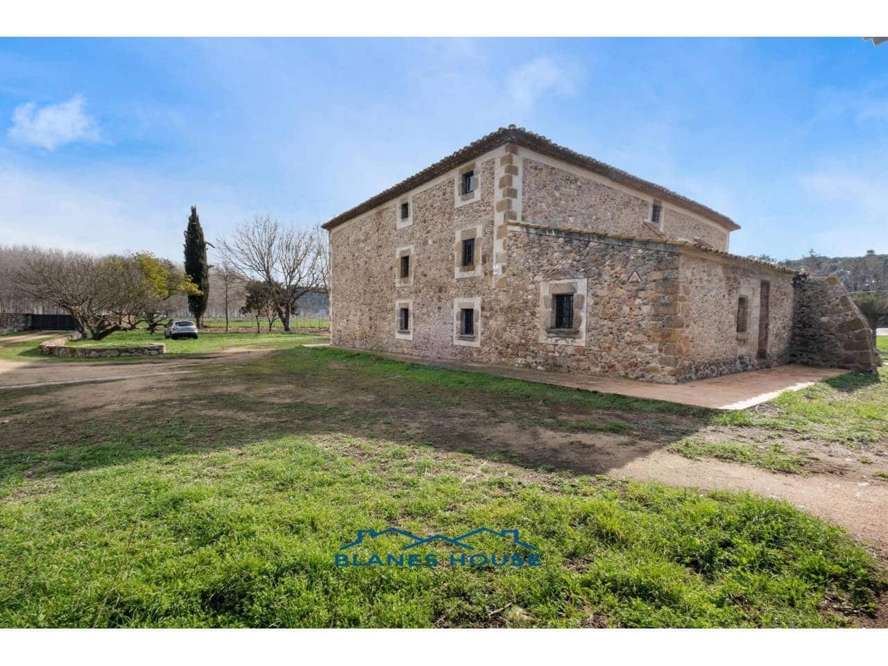 15 bedroom Finca/Country House for sale in Fogars de la Selva with garage - € 1,300,000 (Ref: 8848706)