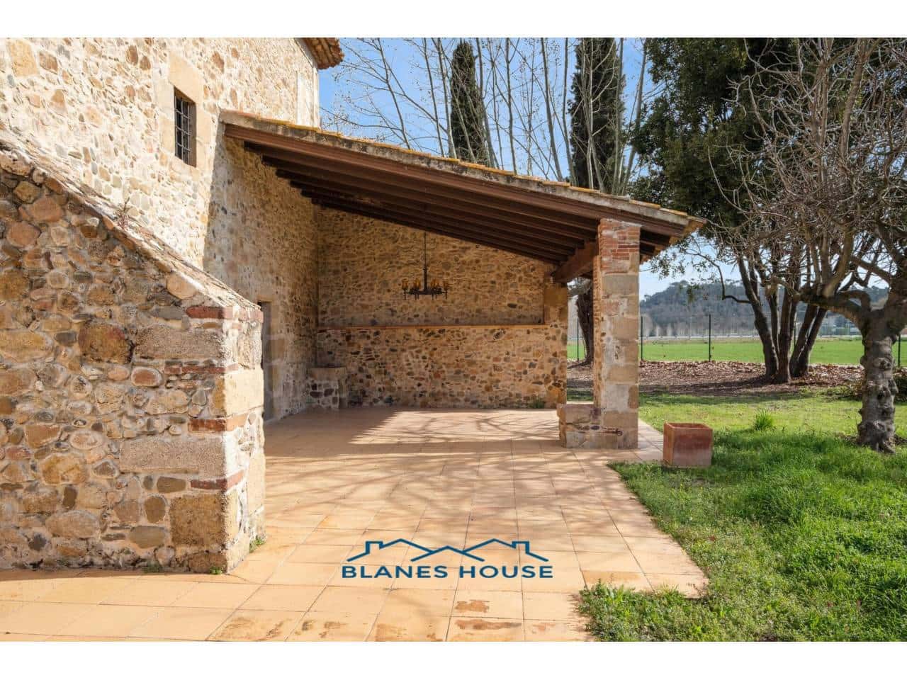 15 bedroom Finca/Country House for sale in Fogars de la Selva with garage - € 1,300,000 (Ref: 8848706)