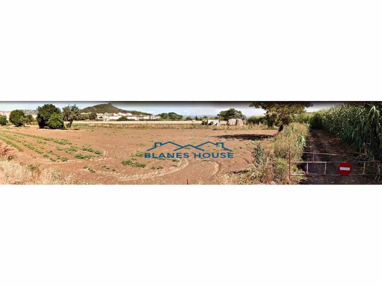 Finca/Landehus til salg i Palafolls - € 56.000 (Ref: 8868858)