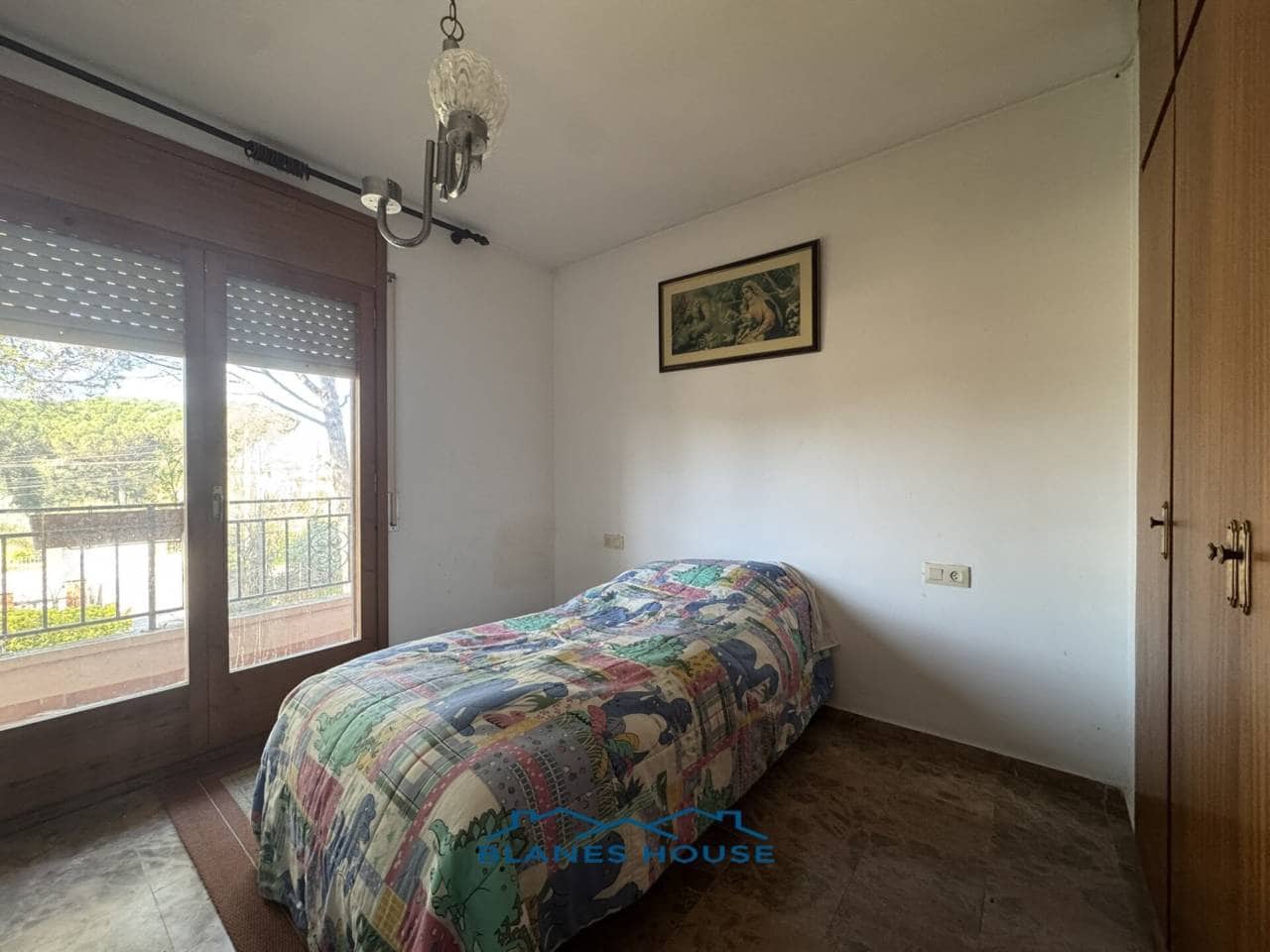 5 soveværelse Villa til salg i Sils med garage - € 280.000 (Ref: 8925954)