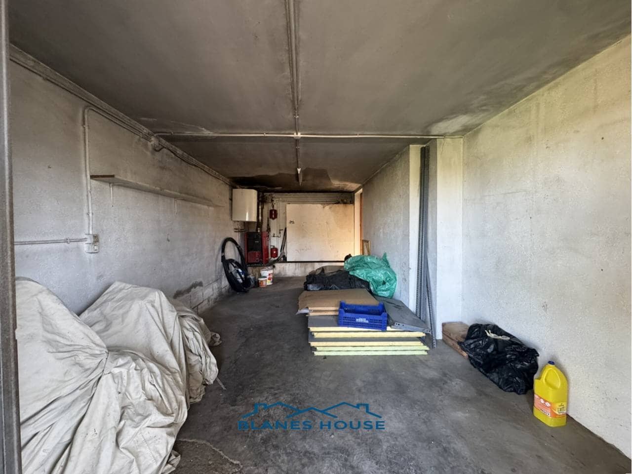 5 soveværelse Villa til salg i Sils med garage - € 280.000 (Ref: 8925954)