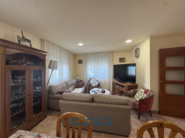 3 makuuhuone Huvila myytävänä paikassa Maçanet de la Selva mukana uima-altaan 
autotalli - 320 000 € (Ref: 8934707)