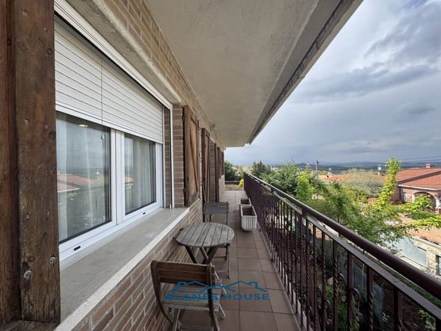 3 makuuhuone Huvila myytävänä paikassa Maçanet de la Selva mukana uima-altaan 
autotalli - 320 000 € (Ref: 8934707)