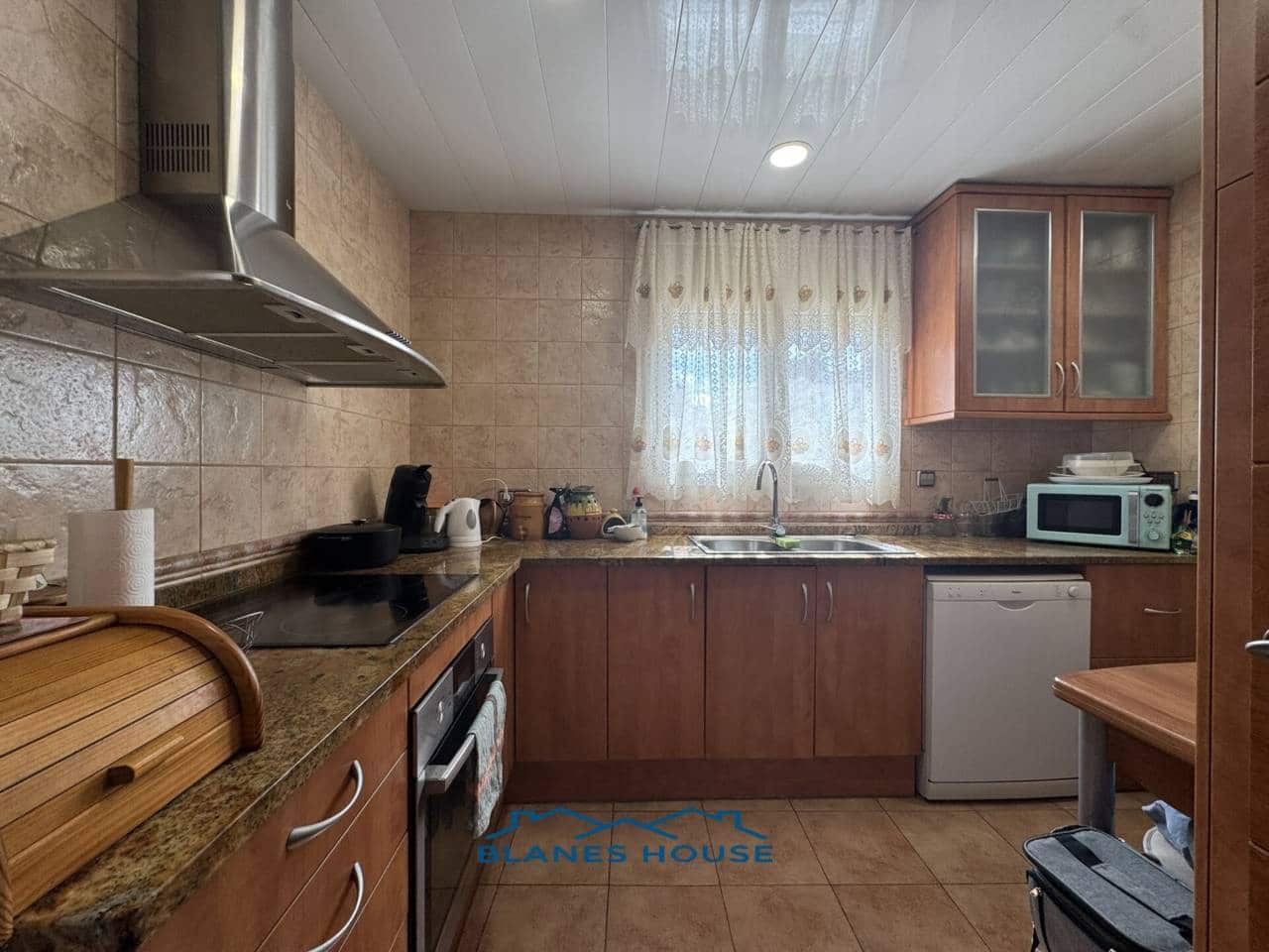 3 soveværelse Villa til salg i Macanet de la Selva med swimmingpool garage - € 320.000 (Ref: 8934707)