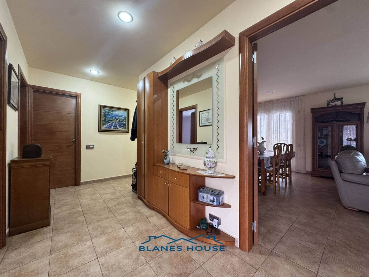 3 soveværelse Villa til salg i Macanet de la Selva med swimmingpool garage - € 320.000 (Ref: 8934707)