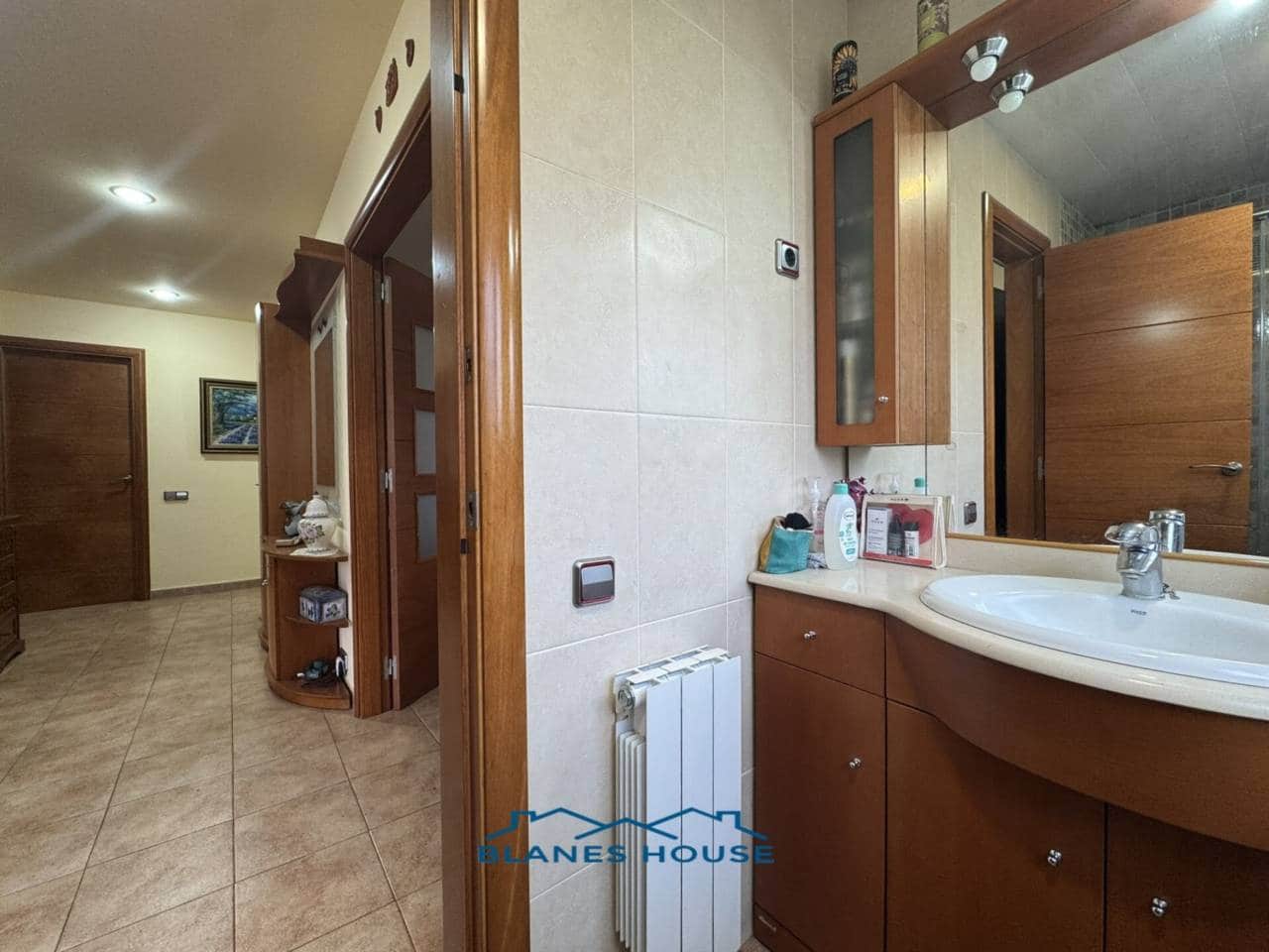 3 soveværelse Villa til salg i Macanet de la Selva med swimmingpool garage - € 320.000 (Ref: 8934707)