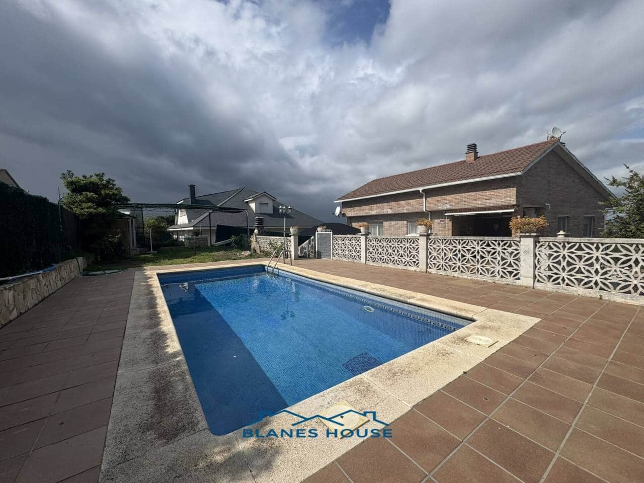 3 soveværelse Villa til salg i Macanet de la Selva med swimmingpool garage - € 320.000 (Ref: 8934707)