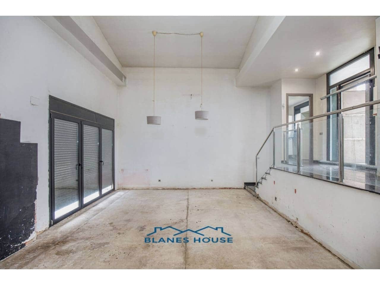 3 soveværelse Villa til salg i Caldes de Malavella med swimmingpool garage - € 320.000 (Ref: 8945872)