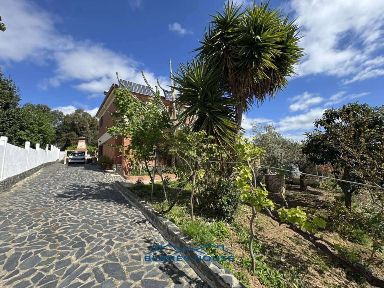 4 Zimmer Villa zu verkaufen in Riudarenes mit Garage - 230.000 € (Ref: 8949987)