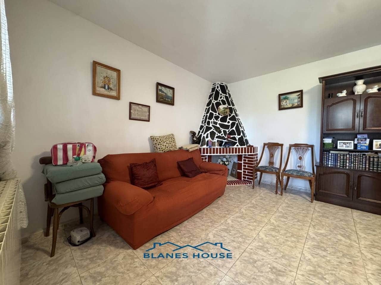 4 Zimmer Villa zu verkaufen in Riudarenes mit Garage - 230.000 € (Ref: 8949987)