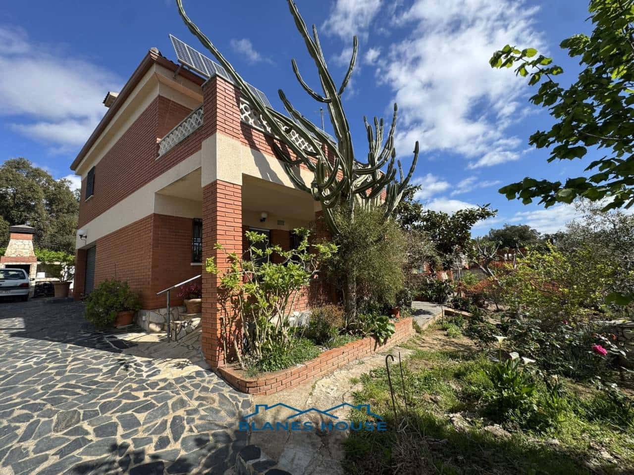 4 Zimmer Villa zu verkaufen in Riudarenes mit Garage - 230.000 € (Ref: 8949987)