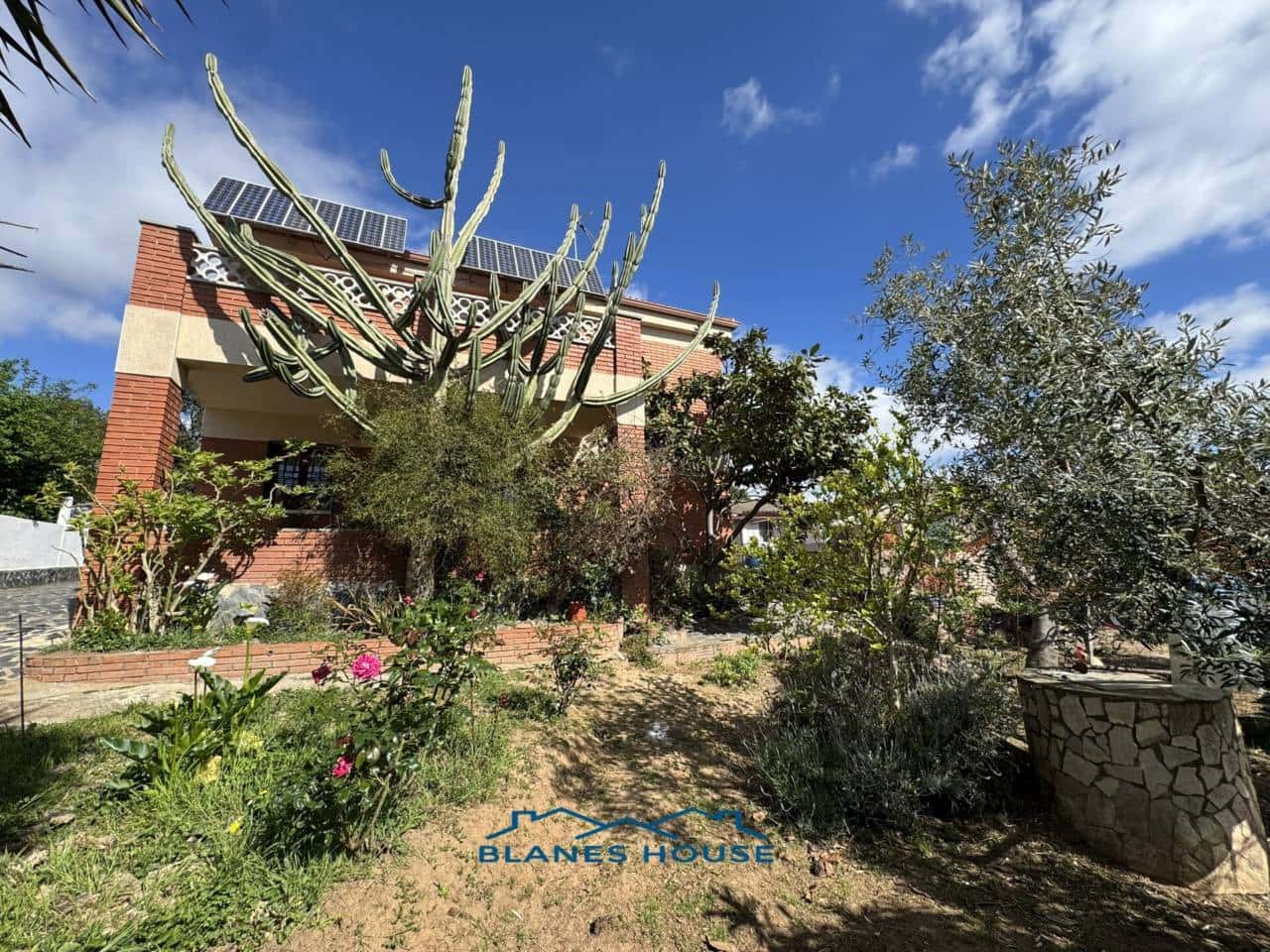 4 Zimmer Villa zu verkaufen in Riudarenes mit Garage - 230.000 € (Ref: 8949987)