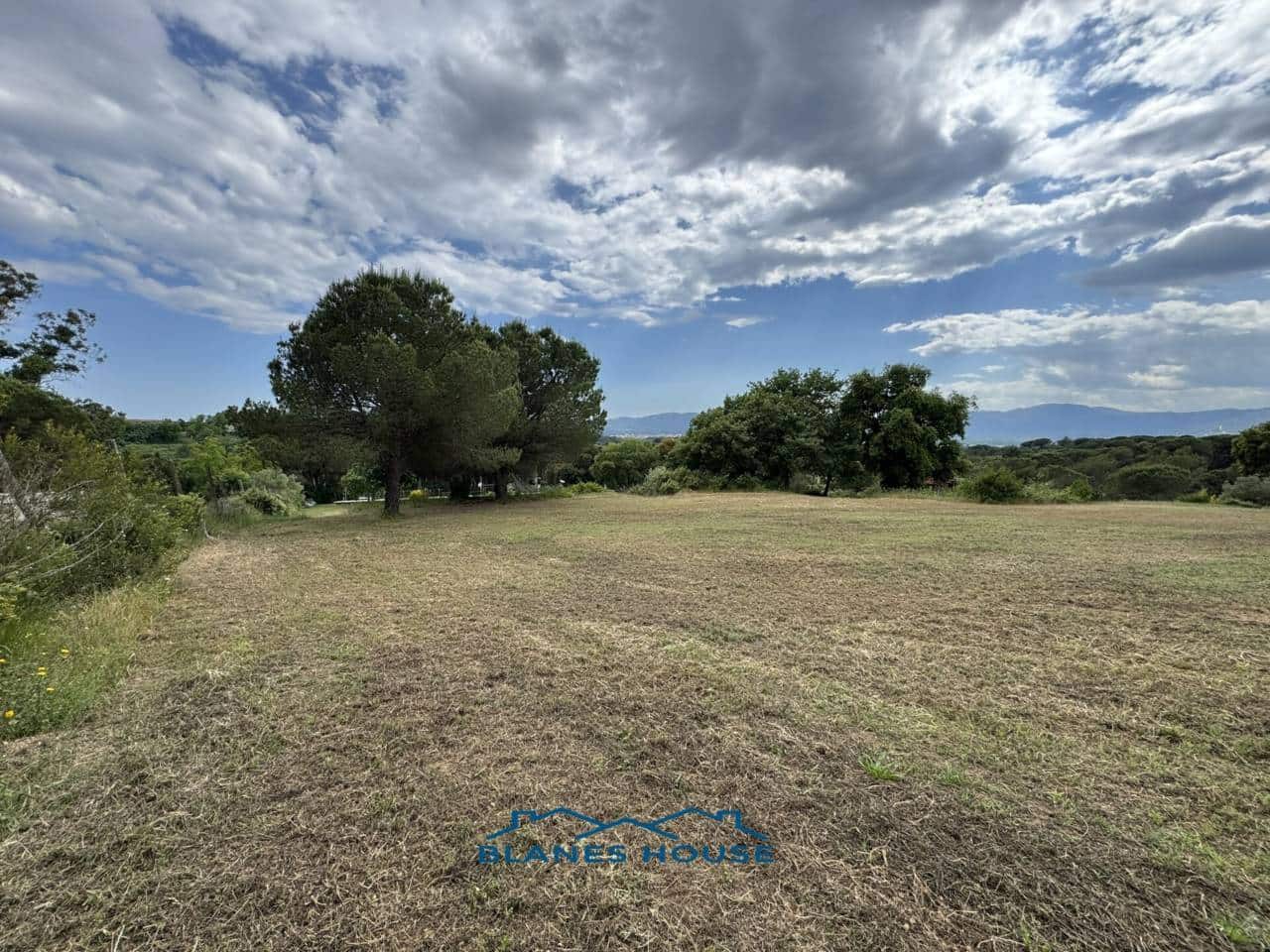 4 soveværelse Finca/Landehus til salg i Tordera med swimmingpool garage - € 475.000 (Ref: 9004936)